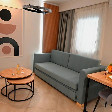 Mouson Luxury Apartment Kavala Exteriör bild