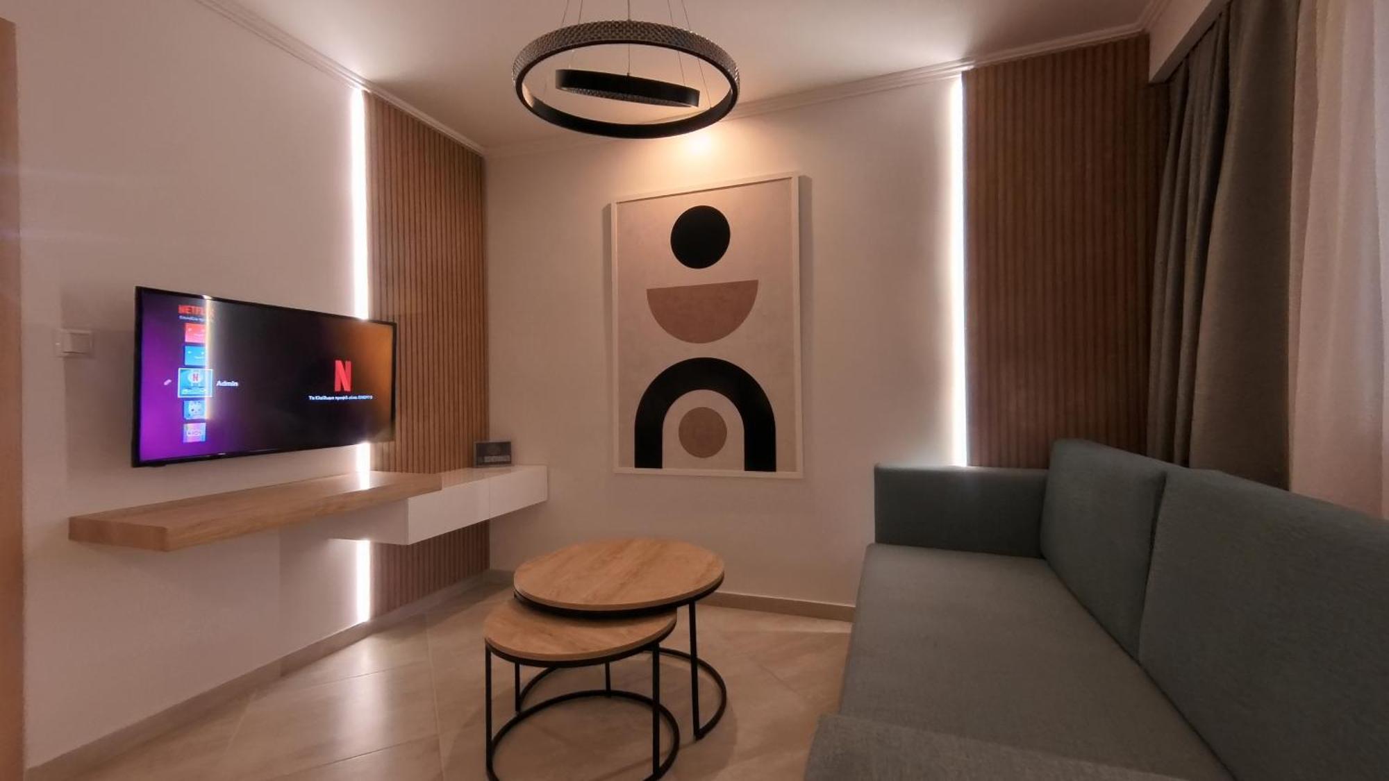 Mouson Luxury Apartment Kavala Exteriör bild