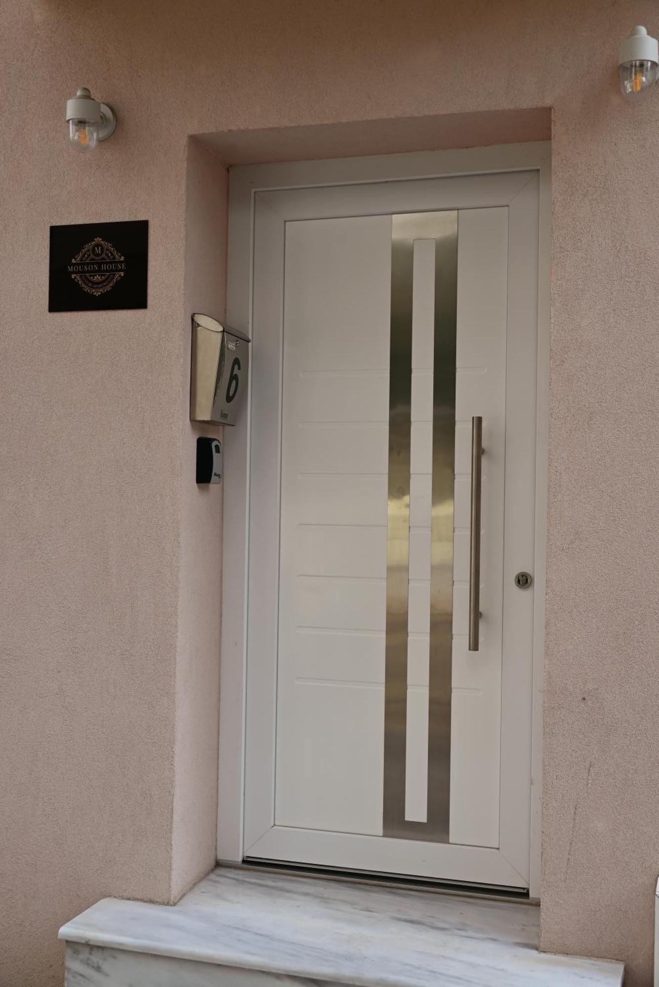 Mouson Luxury Apartment Kavala Exteriör bild